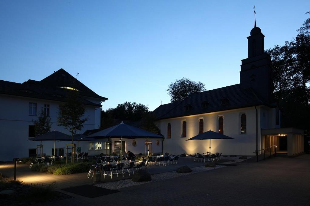Haus Venusberg Jugendbildungsstaette Bonn Hotel Exterior foto